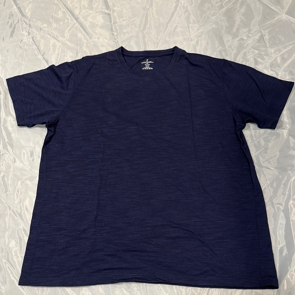 Men’s Fabletics Shirt